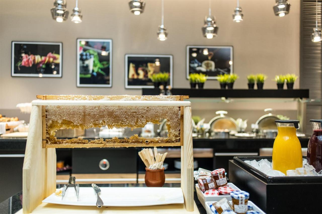 Sky Blue Hotel & Spa Paulesti  외부 사진
