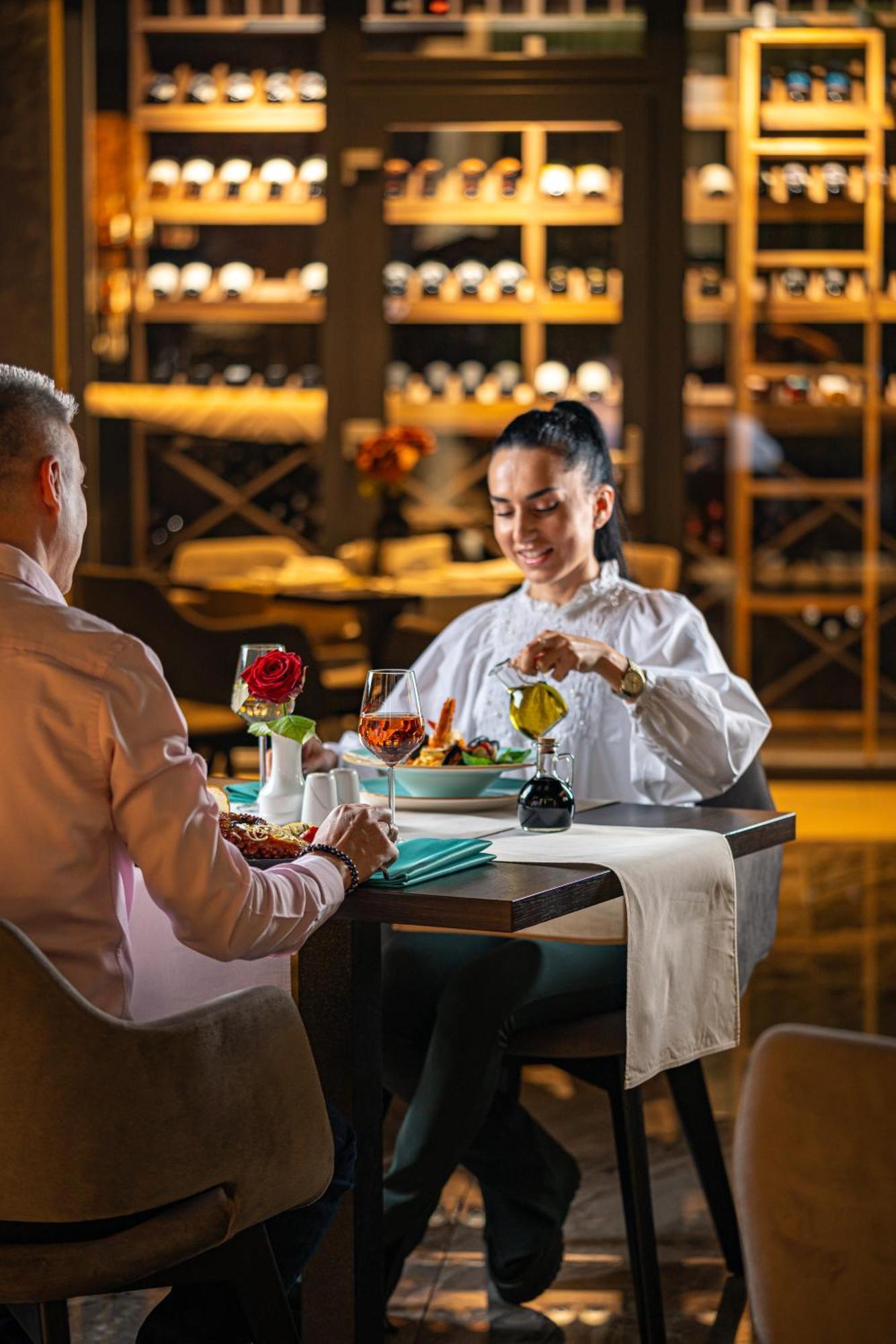 Sky Blue Hotel & Spa Paulesti  외부 사진
