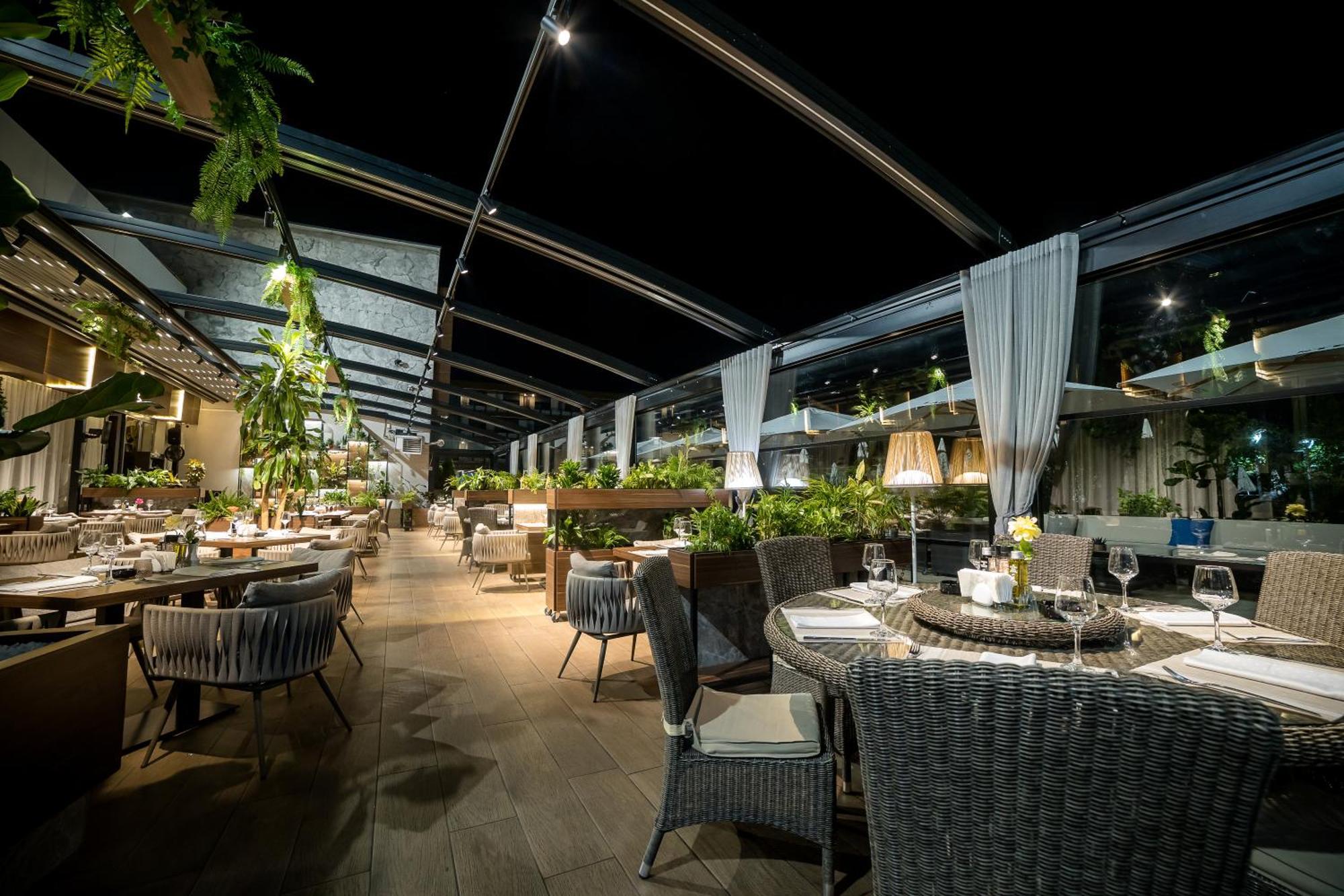 Sky Blue Hotel & Spa Paulesti  외부 사진