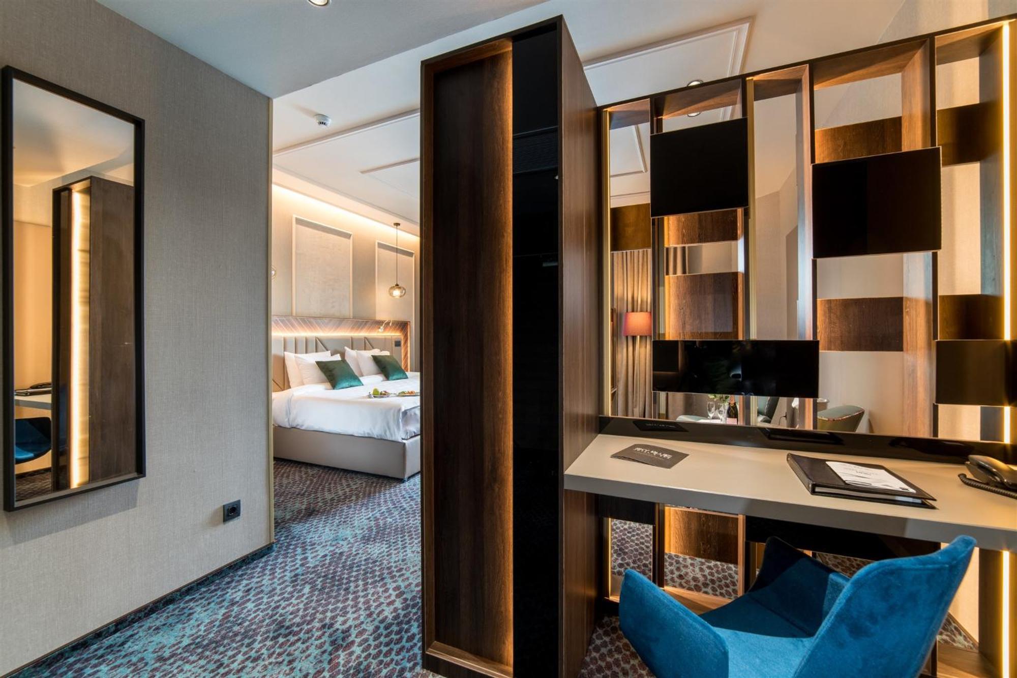 Sky Blue Hotel & Spa Paulesti  외부 사진