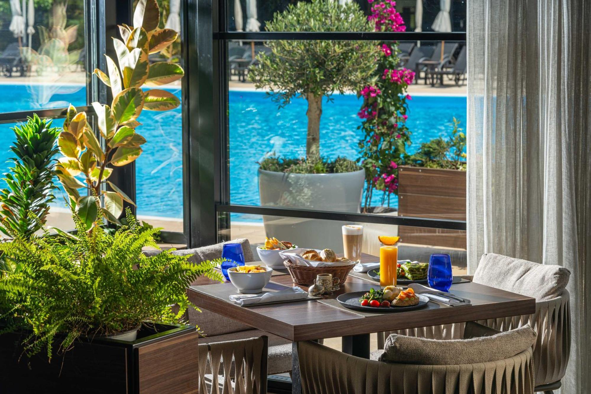 Sky Blue Hotel & Spa Paulesti  외부 사진